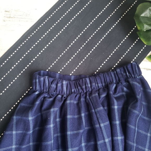 Modcloth| Breathtaking Tiger Lilies Midi Skirt Tartan Navy Plaid Size Small - Picture 5 of 9